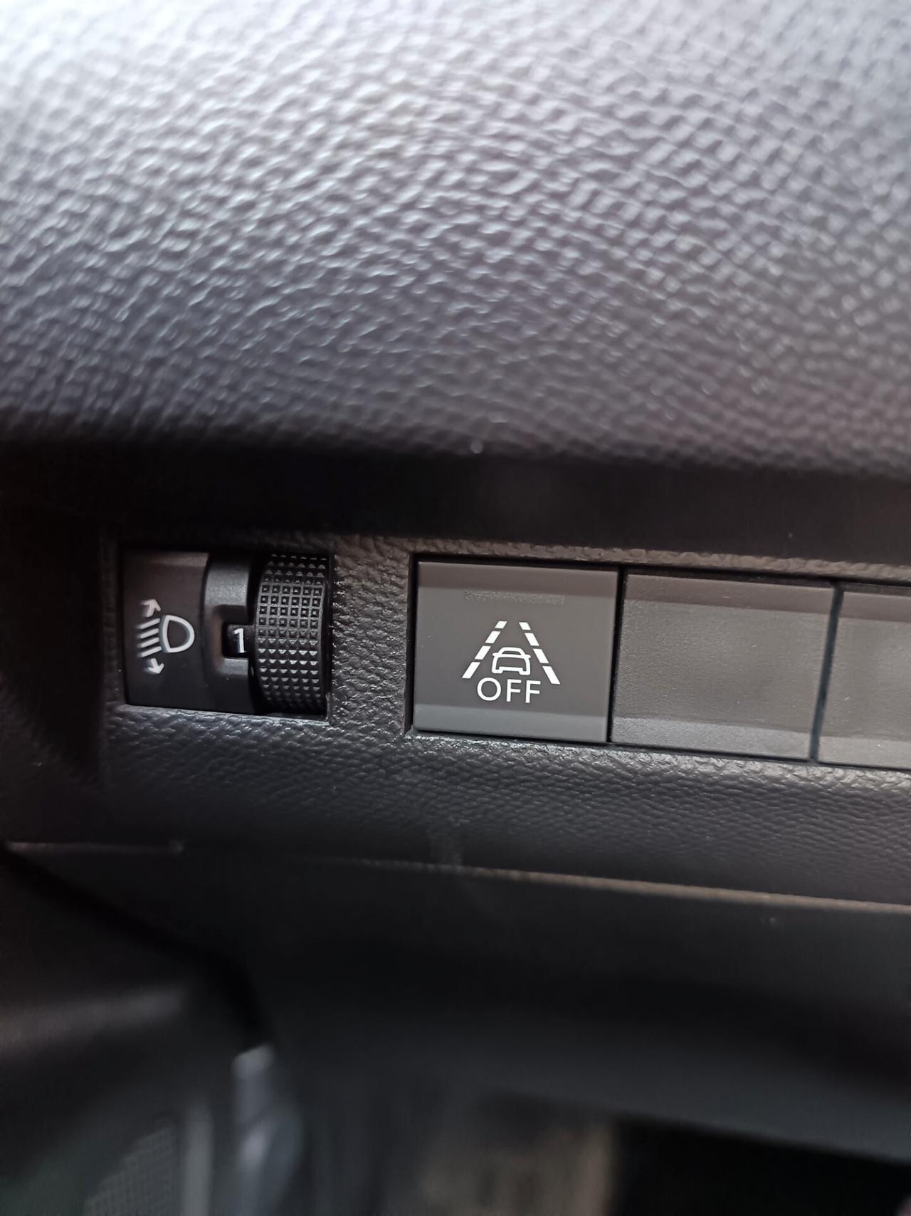 Peugeot 2008 BlueHDi 130 S&S EAT8 Allure Pack