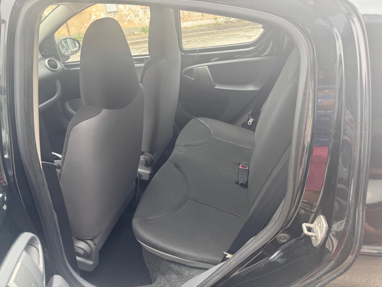 Toyota Aygo 1.0 12V VVT-i 5 porte Now