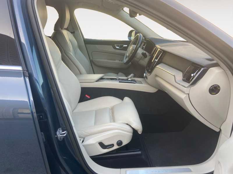 VOLVO XC60 2.0 b4 Inscription AwD AuTo