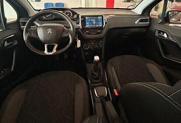 Peugeot 2008 Serie4 Benzina 1200 CV 110 Km 27.850 X NEOPATENTATI garanzia 12 mesi