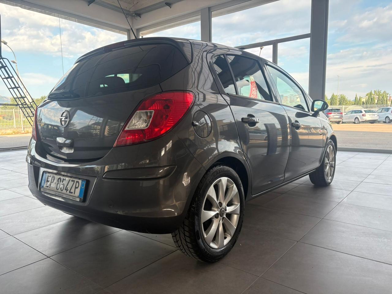 Opel Corsa 1.2 5 porte Edition