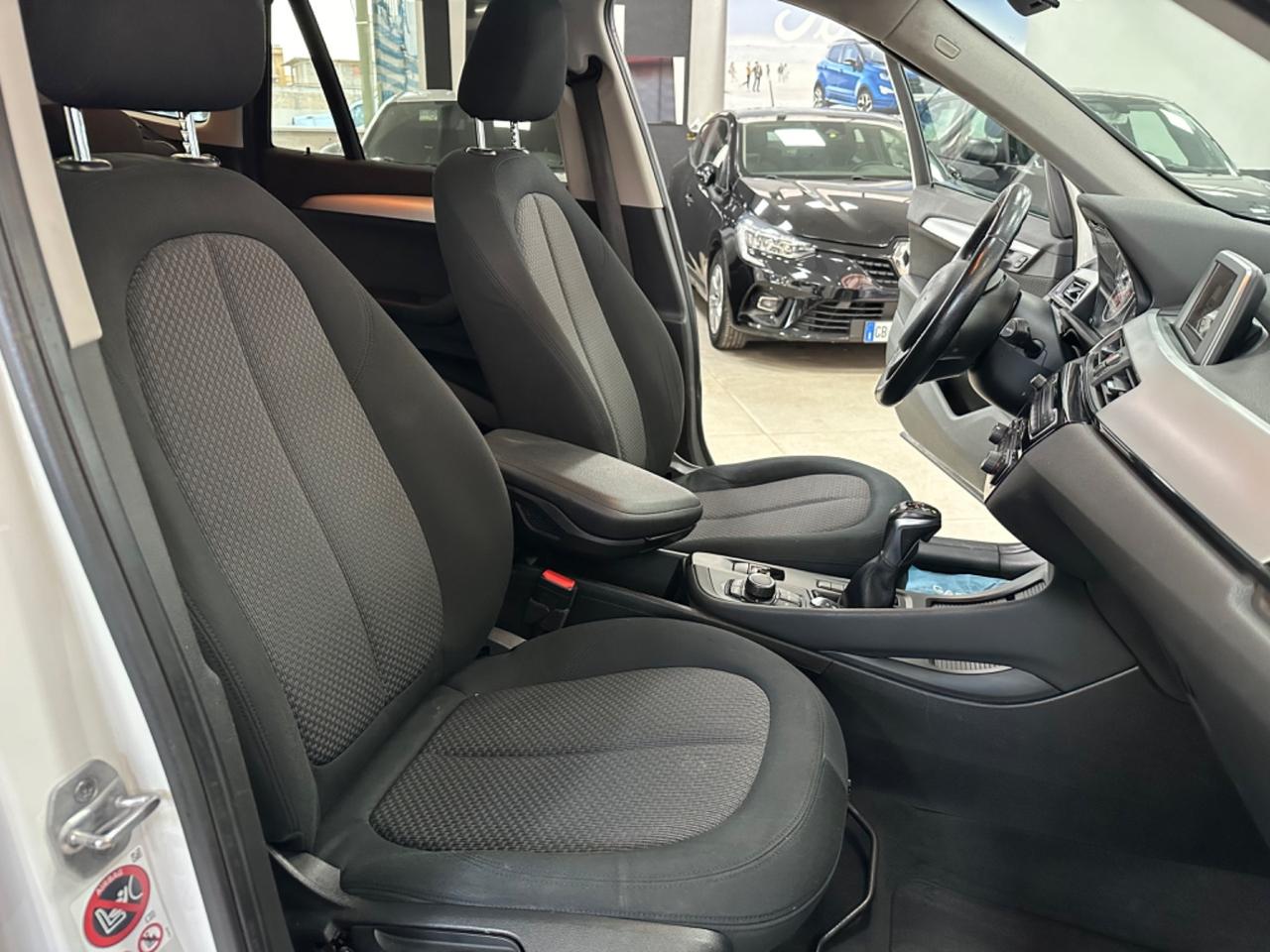 Bmw X1 sDrive18d Advantage AUTOM Tetto 2016