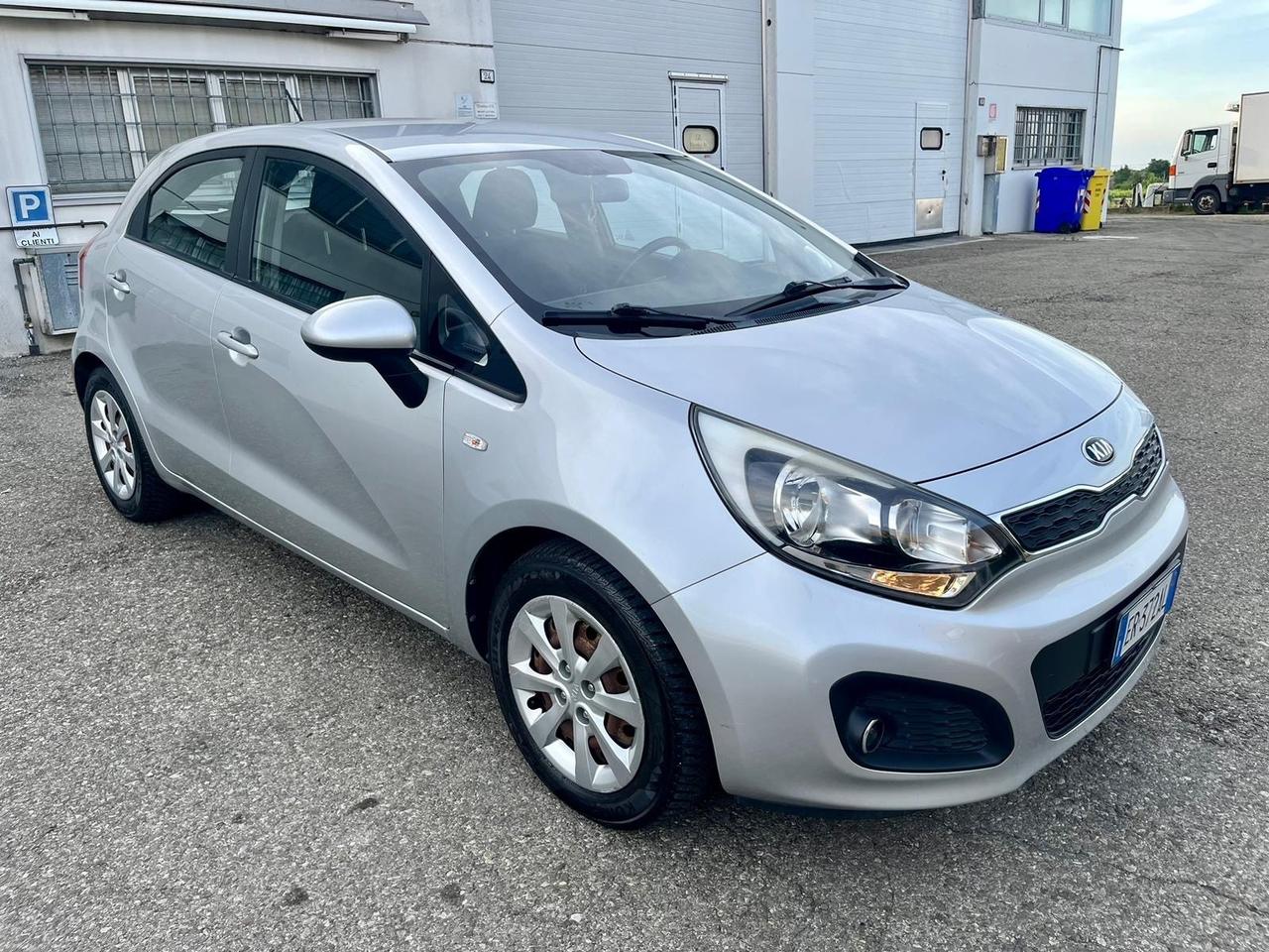 Kia Rio 1.1 CRDi 163.000km 2013 per neopatentati