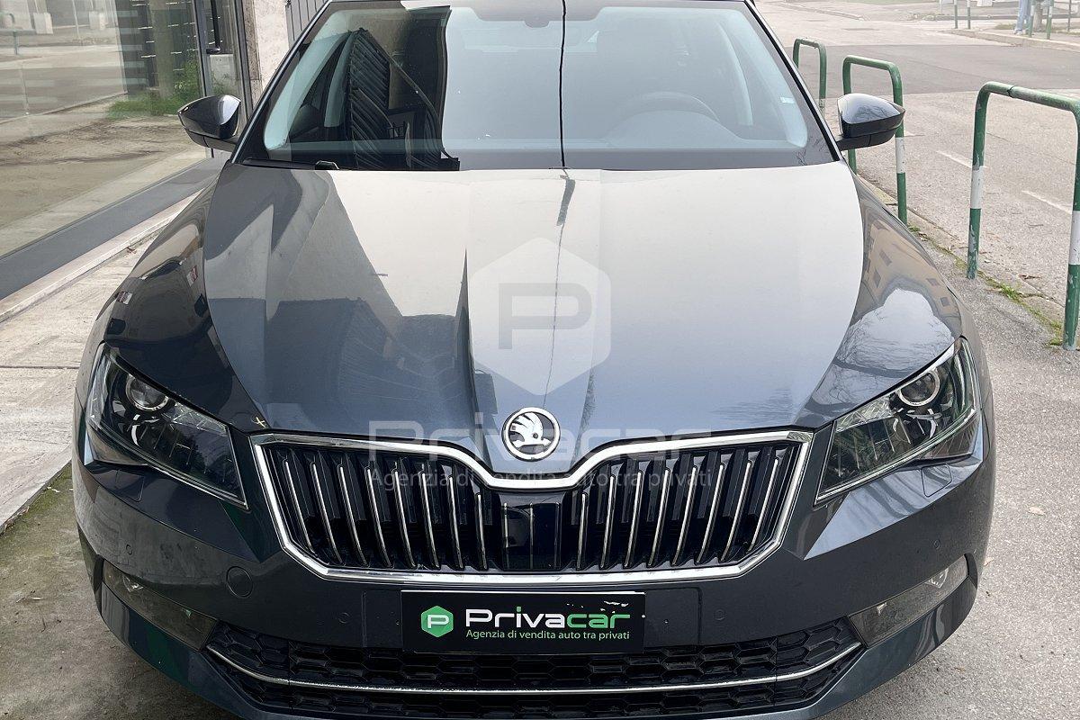 SKODA Superb 1.6 TDI DSG Wagon Executive
