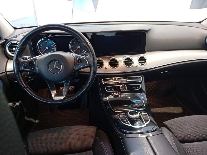 Mercedes-Benz Classe E E 220d 4Matic Auto Premium