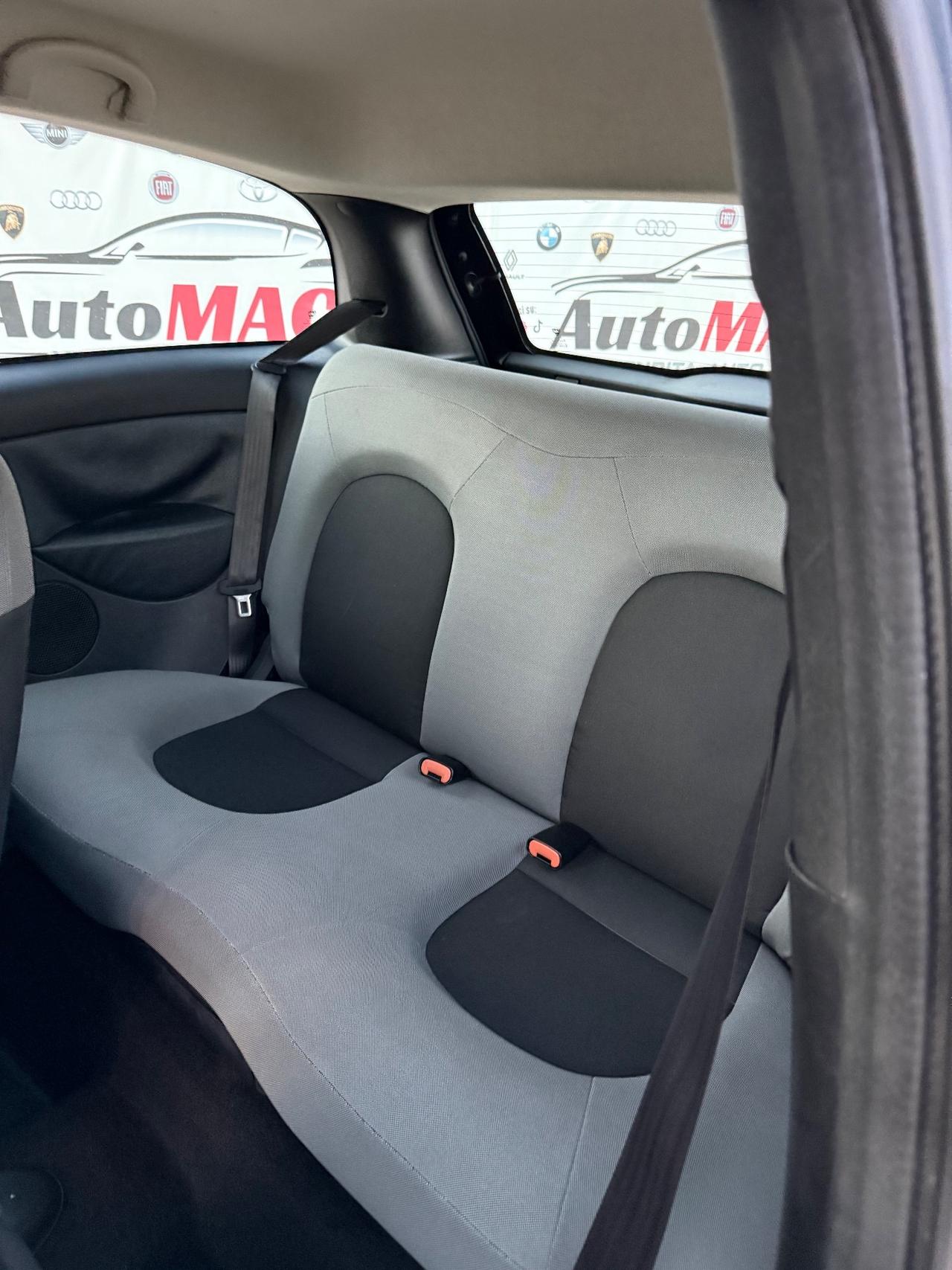 Lancia Ypsilon 1.2 Argento