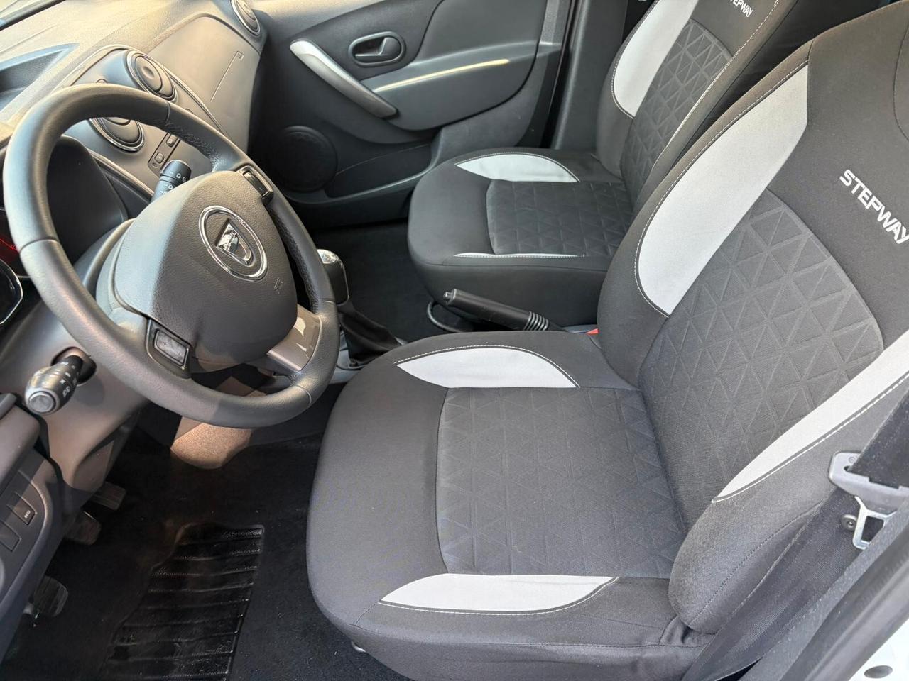 Dacia Sandero 900 TCe 12V 90CV Lauréate*EURO5*NEOPATENTATI