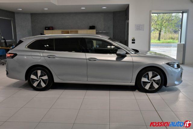 VOLKSWAGEN Passat 2.0 TDI 150 CV DSG BUSINESS + MATRIX LED + EASY OP