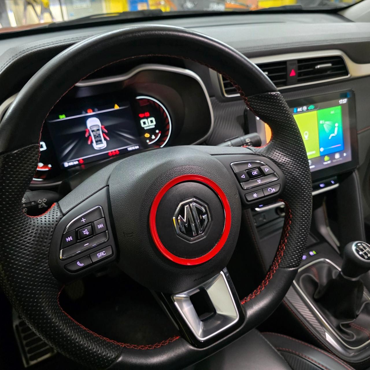 Mg ZS 1.5 VTi-tech Luxury AZIENDALE