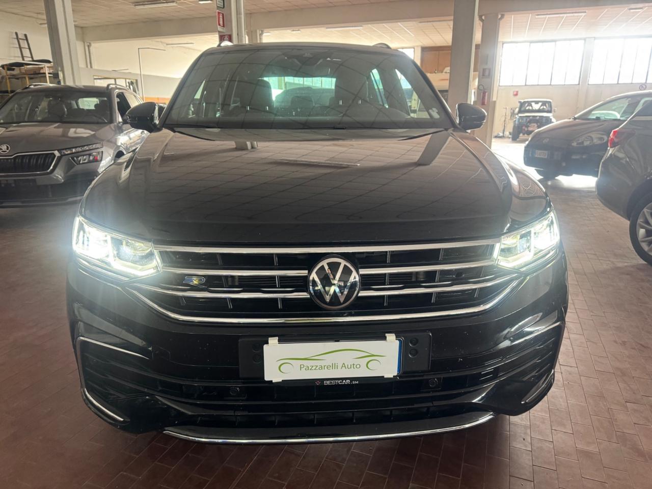 Volkswagen Tiguan 2.0 TDI 200 CV SCR DSG 4MOTION R-Line