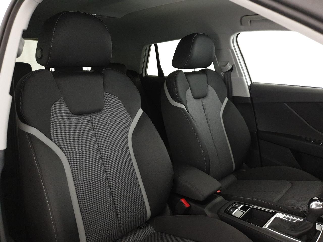 35TDI 150CV S tronic Identity Black