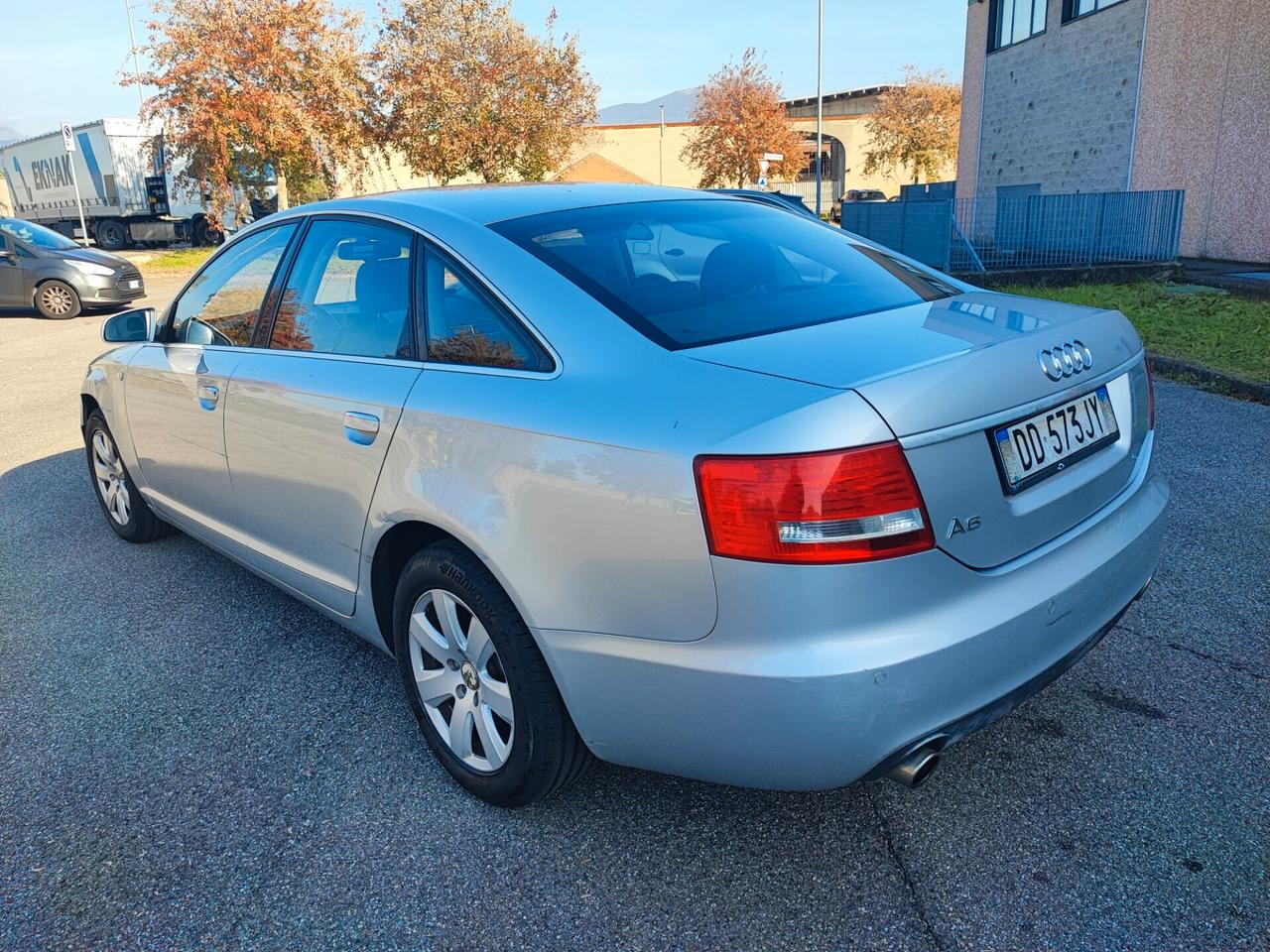 Audi A6 2.4 V6 quattro benzina GPL berlina