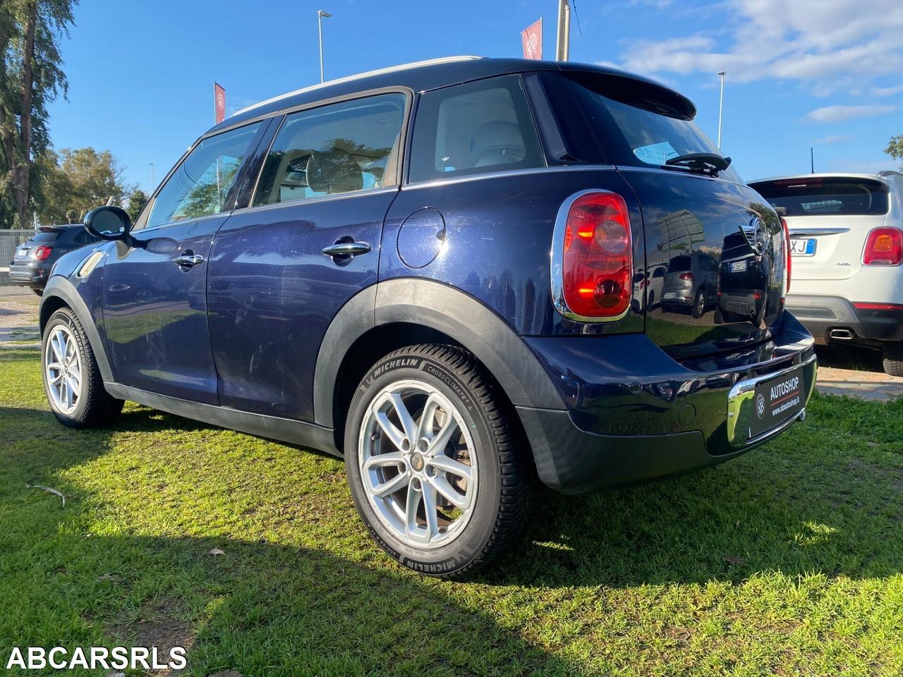 MINI - Countryman - Cooper D Automatica - NEOPATEN