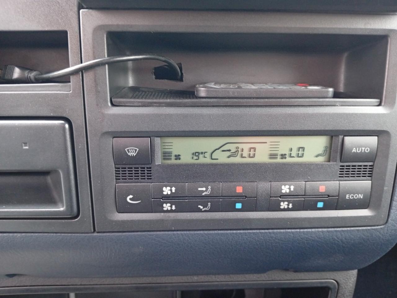 Volkswagen Caravelle/Multivan Multivan 2.5 TDI/102CV