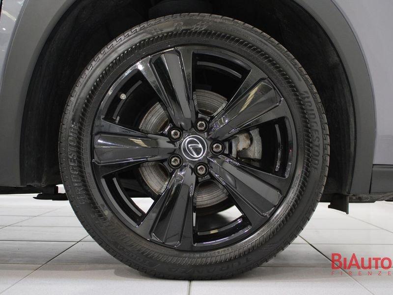 Lexus UX Hybrid Midnight