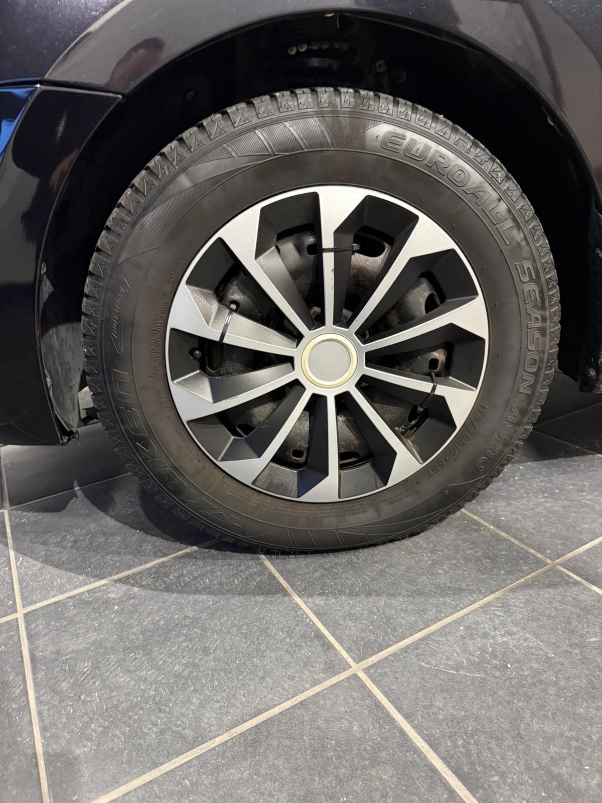 Volkswagen Polo 1.2 -NEOPATENTATI