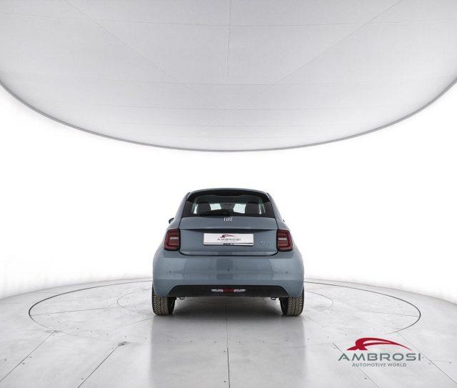 FIAT 500 e Icon Berlina 42 kWh