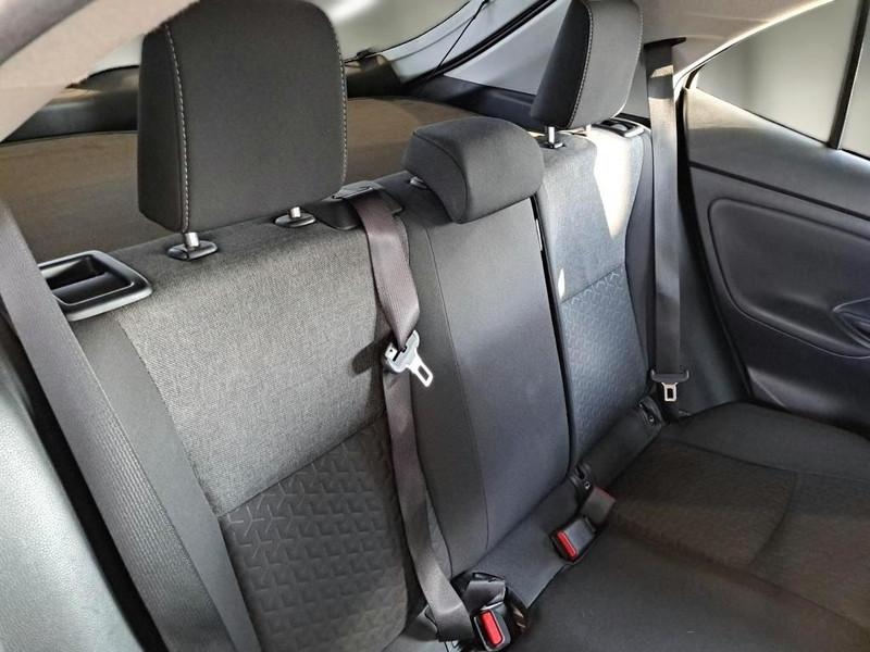TOYOTA YARIS CROSS 1.5H 92 CV E-CVT BUSINESS SUV