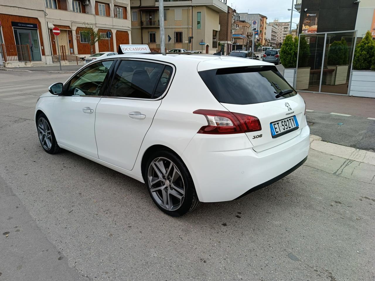 Peugeot 308 1.6 e-HDi 115 CV Stop&Start Allure