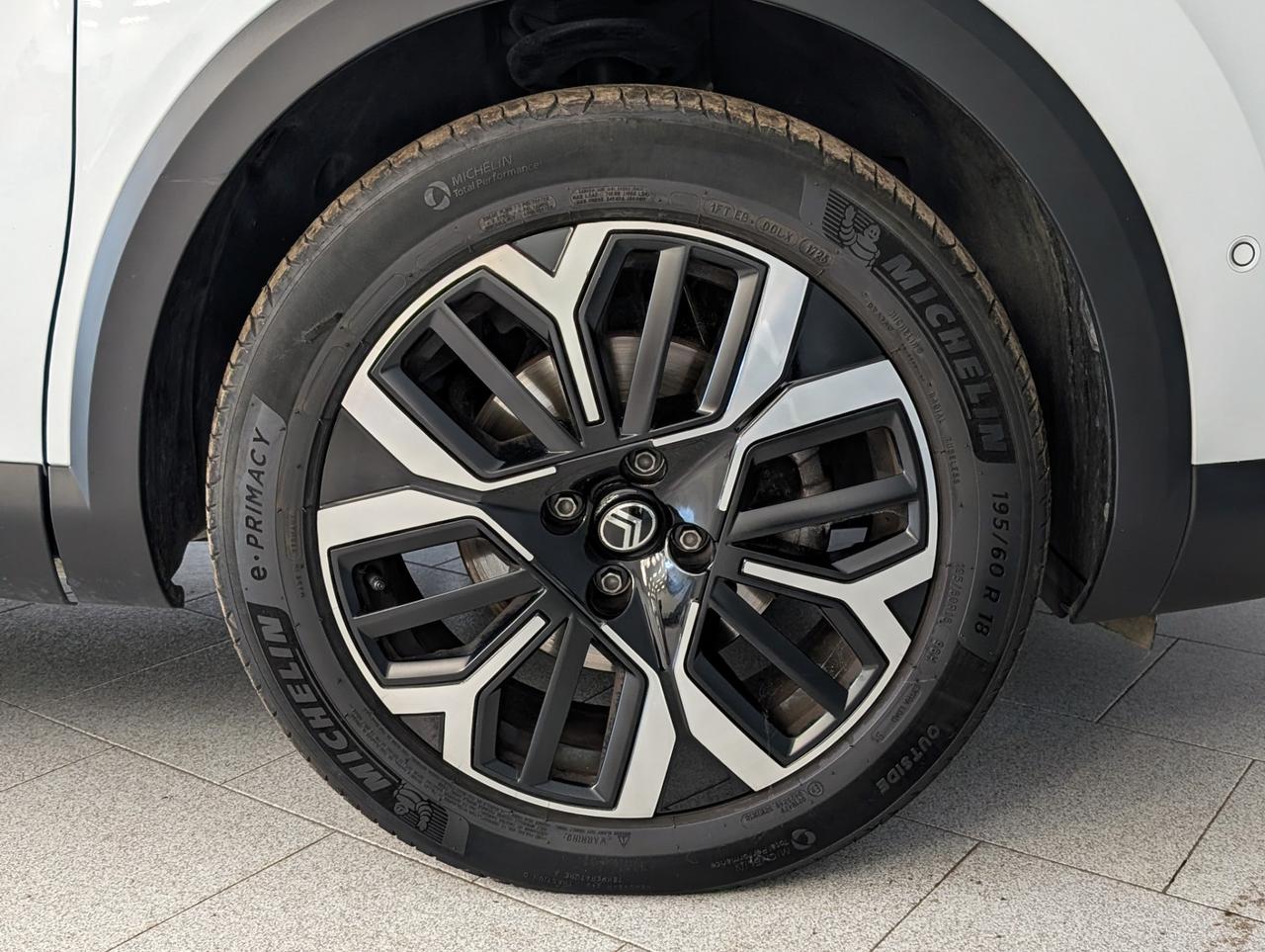 Citroen c4 x 1.2 puretech 130cv EAT8 Max