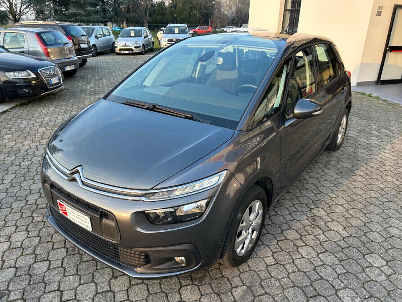 Citroen C4 Picasso 1.5d. |NAVI|SENSORI POST