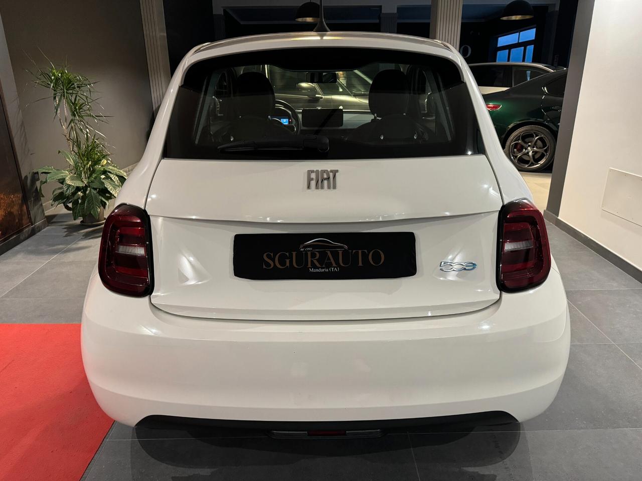 FIAT 500E 42 KWH 118CV ICON 2021
