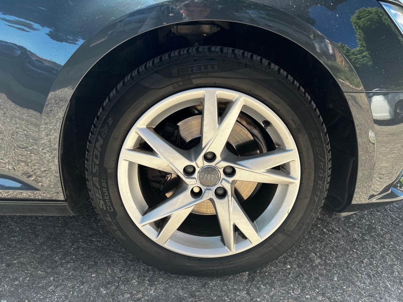 Audi A4 2.0 35 TDI Sport #11120