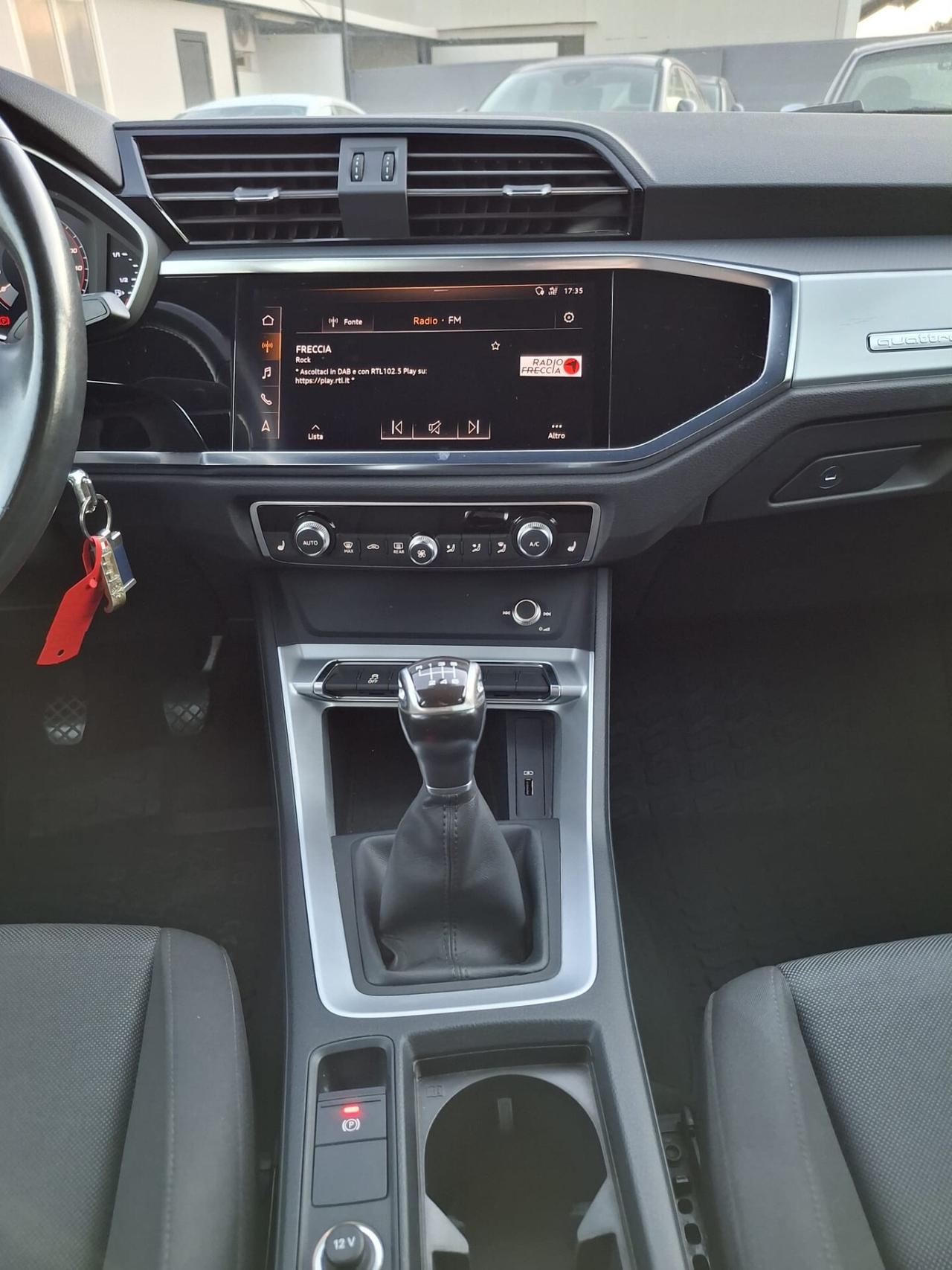 Audi Q3 2.0 TDI 150 CV quattro Business