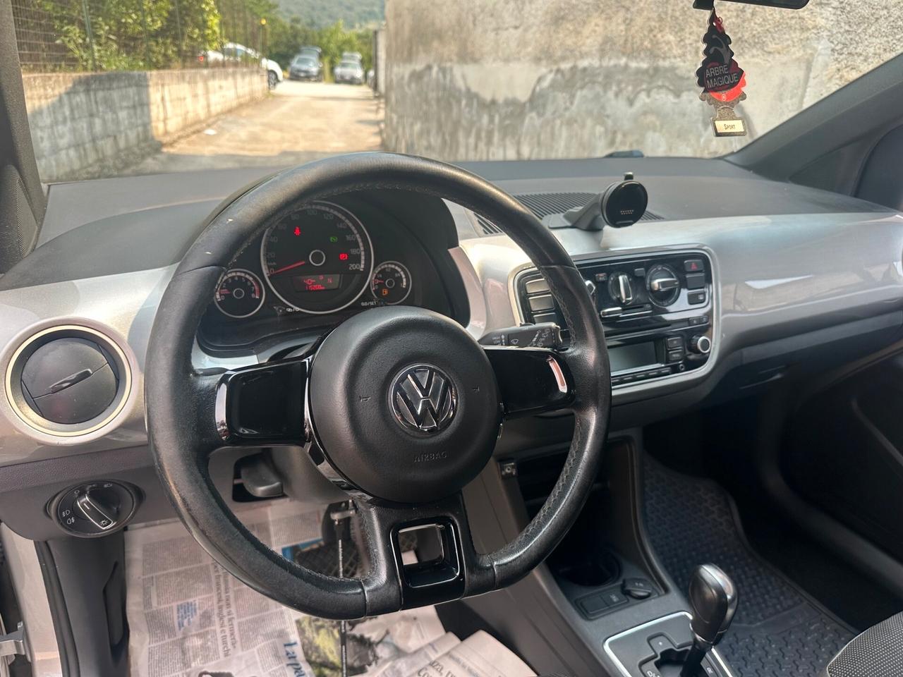 Volkswagen up! 1.0 75 CV 5p. high