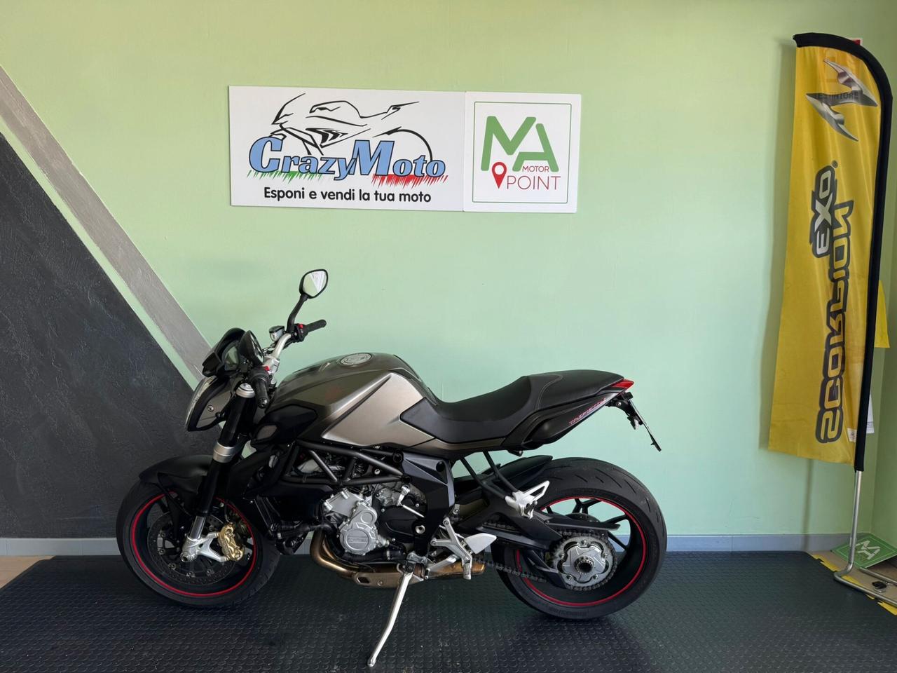 Mv Agusta Brutale 675