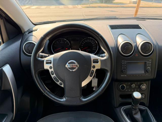 NISSAN Qashqai 2.0 dCi DPF 4x4 Tekna
