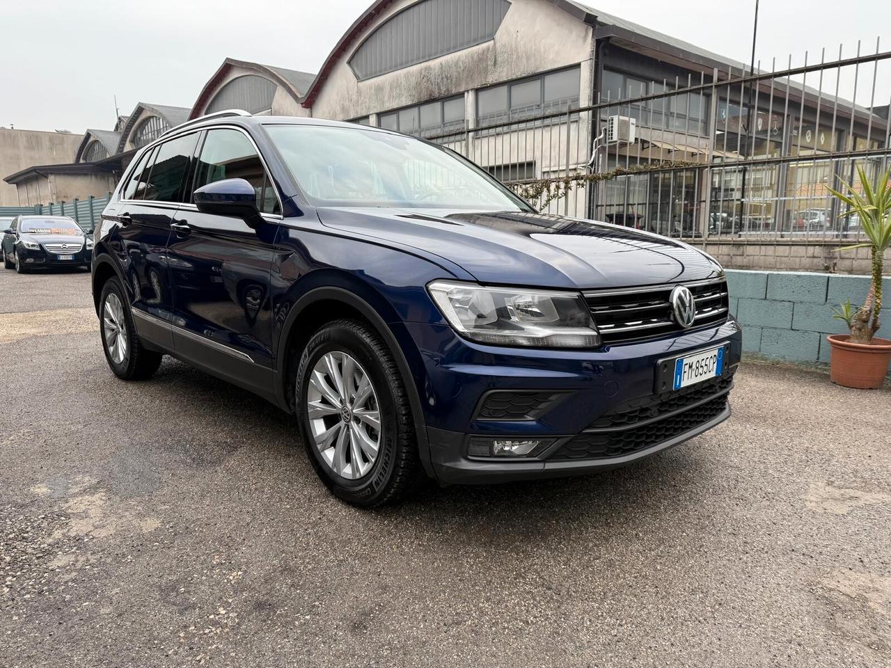 Volkswagen Tiguan 1400 BENZINA OK