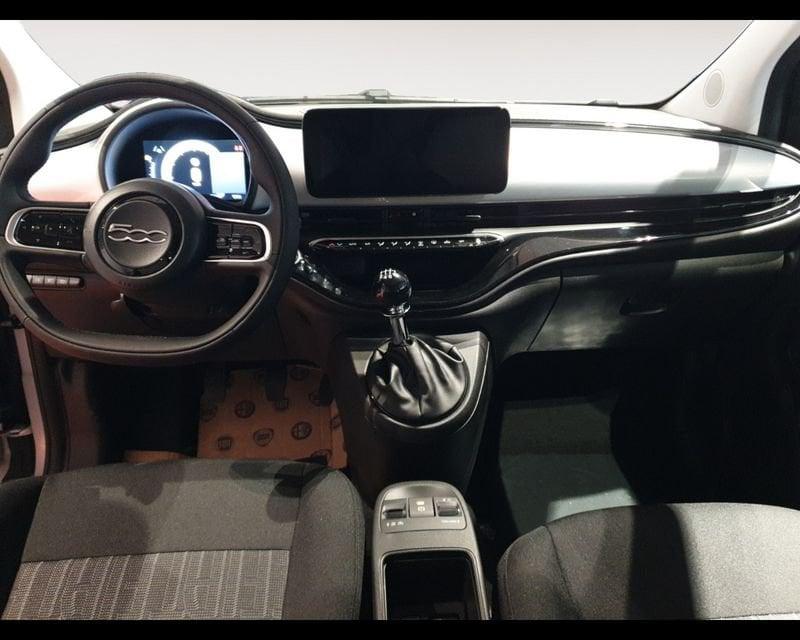 FIAT 500 (2020-->) Berlina Hybrid Icon