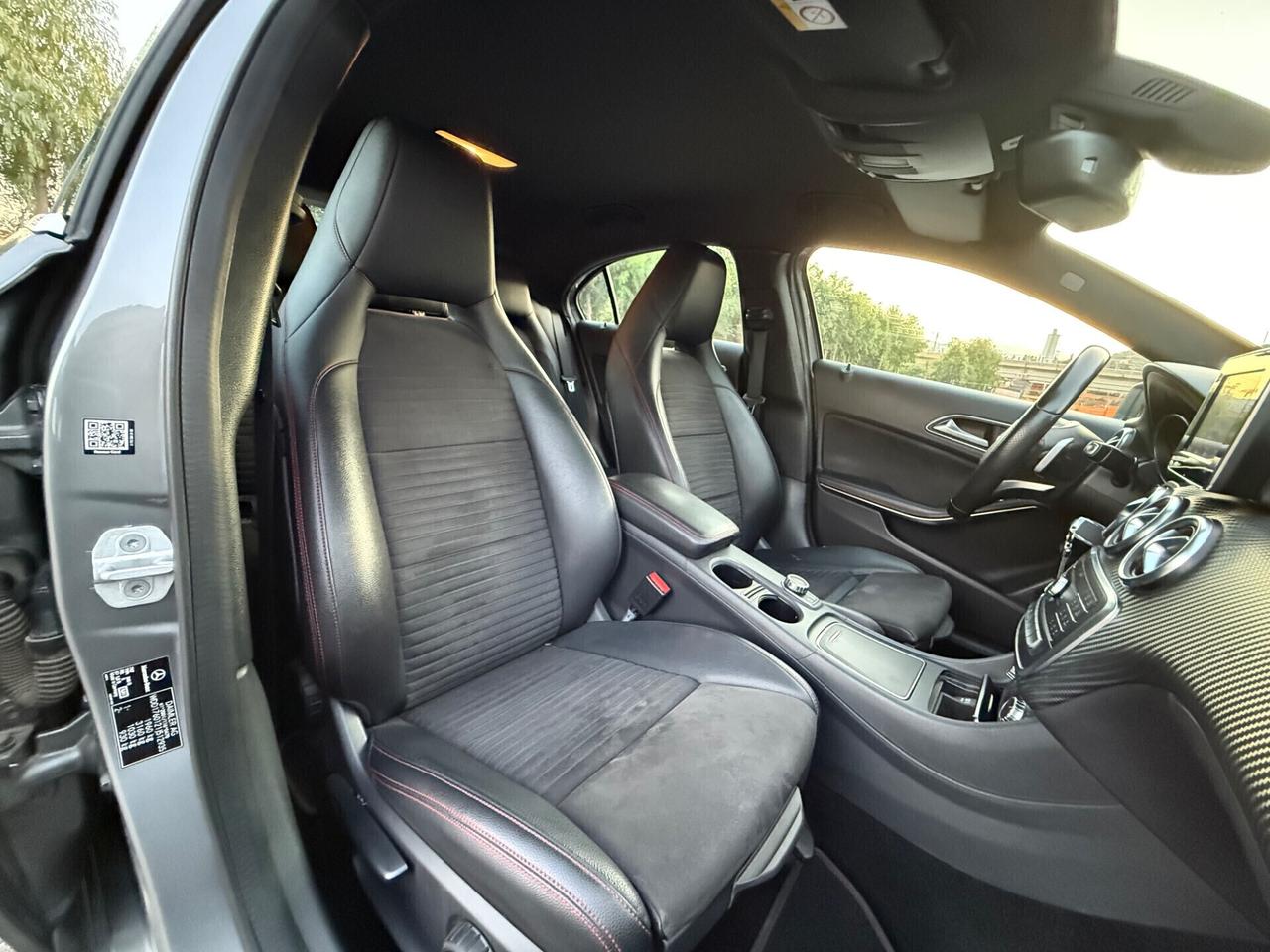 MERCEDES-BENZ A 180 D AUTOMATIC AMG PREMIUM UNI PRO