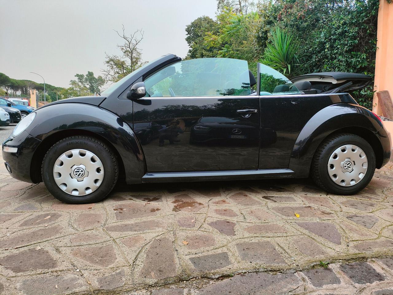 Volkswagen New Beetle 1.4 16V Cabrio