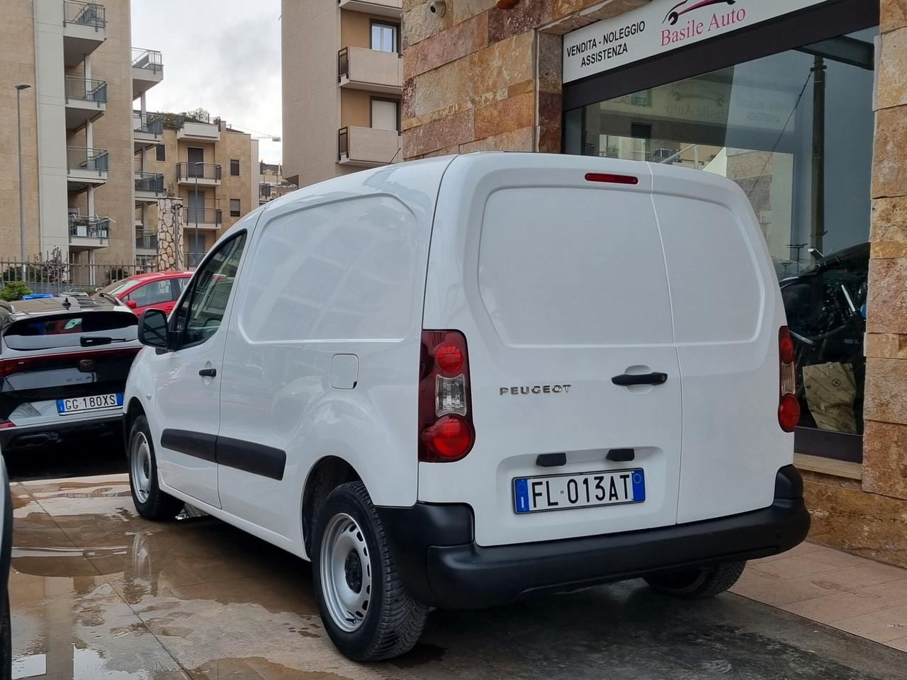 Peugeot Partner BlueHDi 75 L1 Furgone Pro