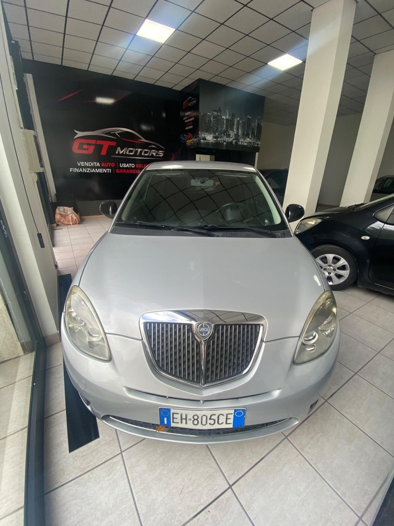 Lancia Ypsilon 1.4 Platinum Ecochic GPL