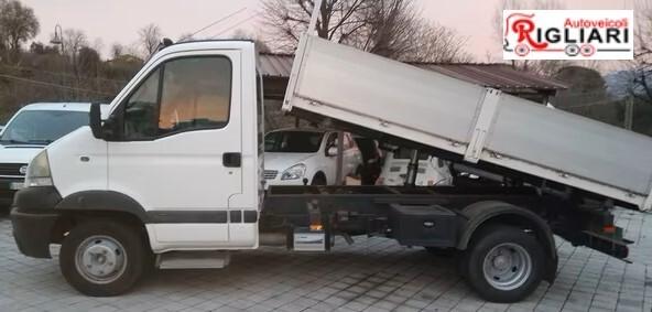 Renault Mascott portata 28q peso complessivo 50q