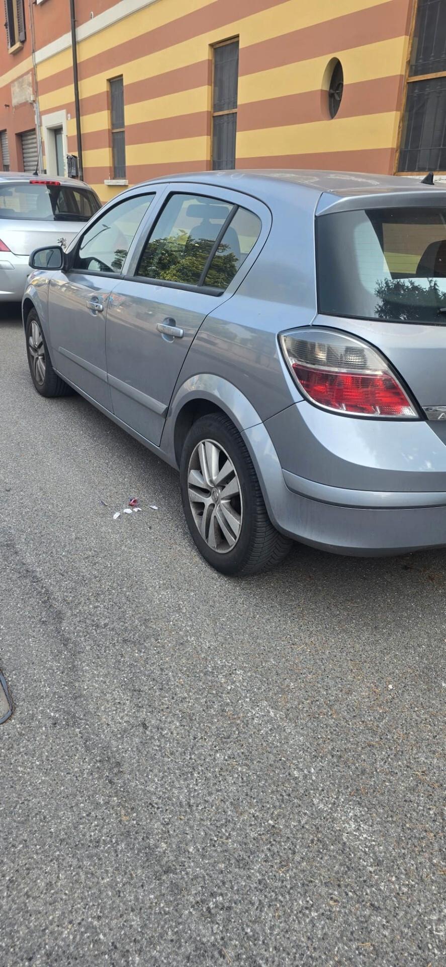 Opel Astra 1.7CDTI OK NEOPATENTATI