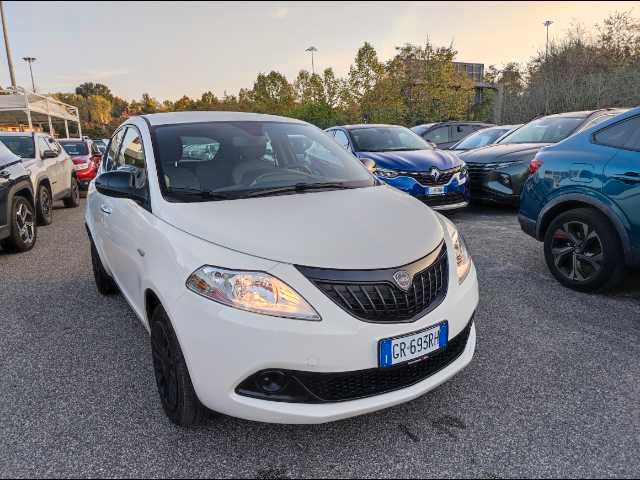 LANCIA Ypsilon 1.0 hybrid Silver s&s 70cv