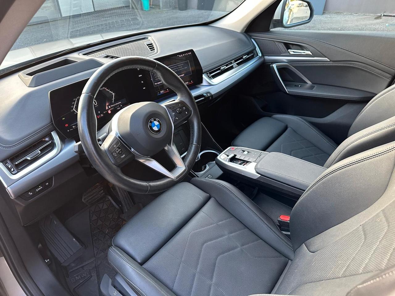 Bmw X1 xDrive 20d xLine 48v head up keyless led