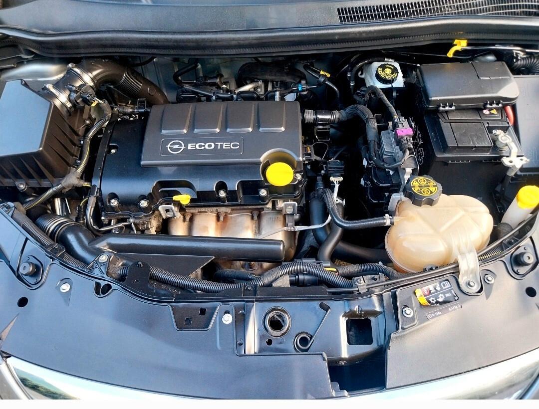 Opel Corsa 1.2 85 cv 5 porte
