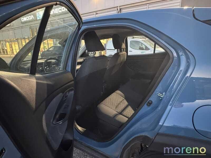 Toyota Yaris Cross 1.5h Active fwd 116cv e-cvt