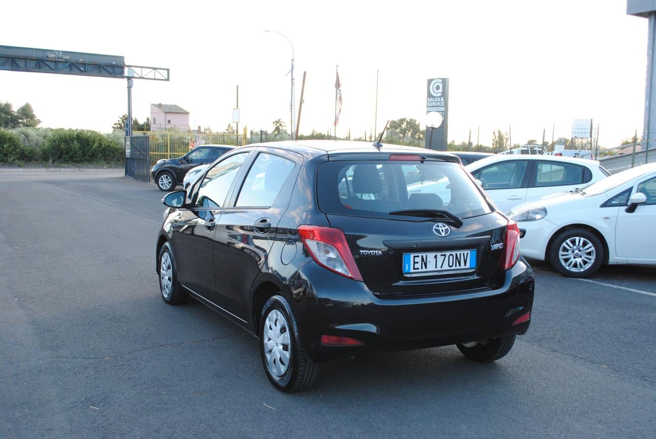 TOYOTA YARIS 1.0 69 CV OK NEOPATENTATI