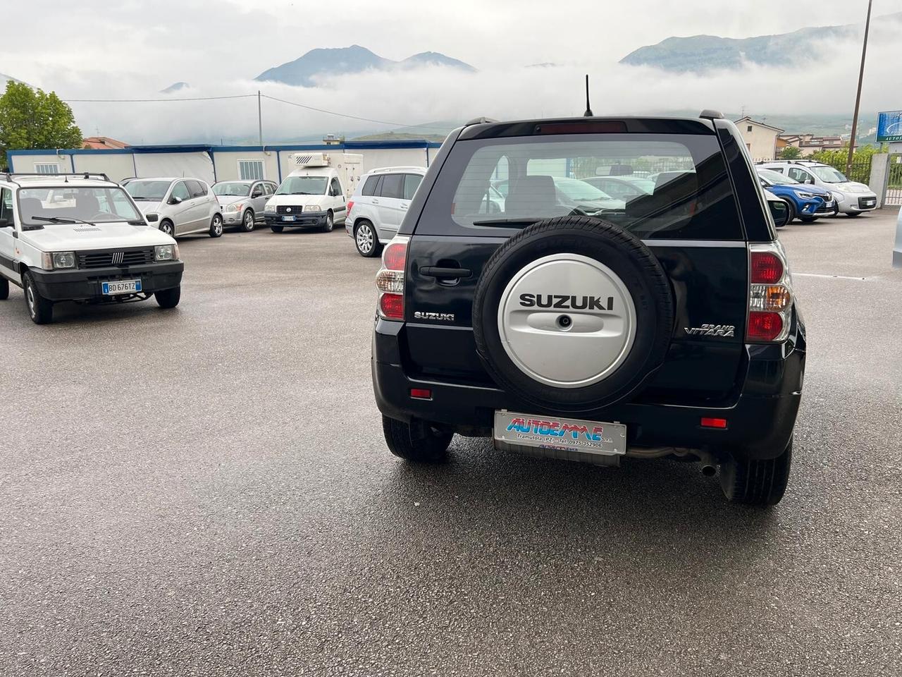 Suzuki Grand Vitara 1.9 DDiS 3 porte