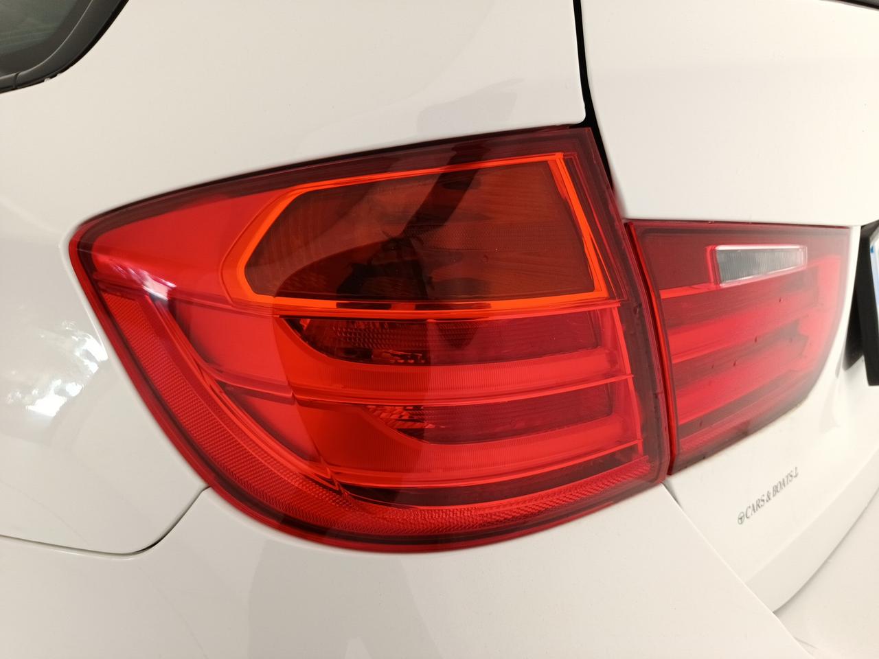 BMW Serie 3 (F30/31) - 320d Touring Business aut.