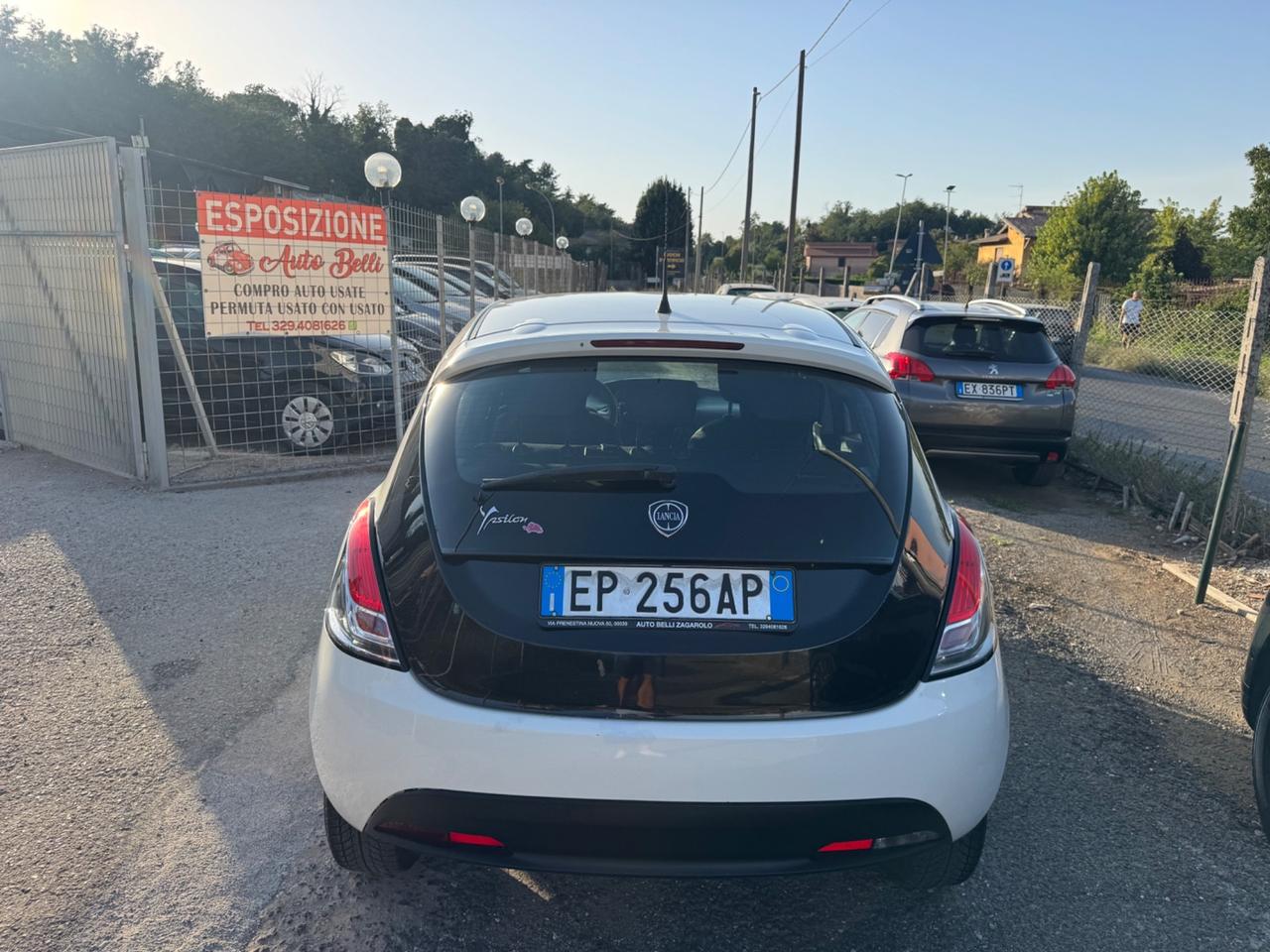 Lancia Ypsilon 1.2 69 CV 5 porte GPL Ecochic Silver