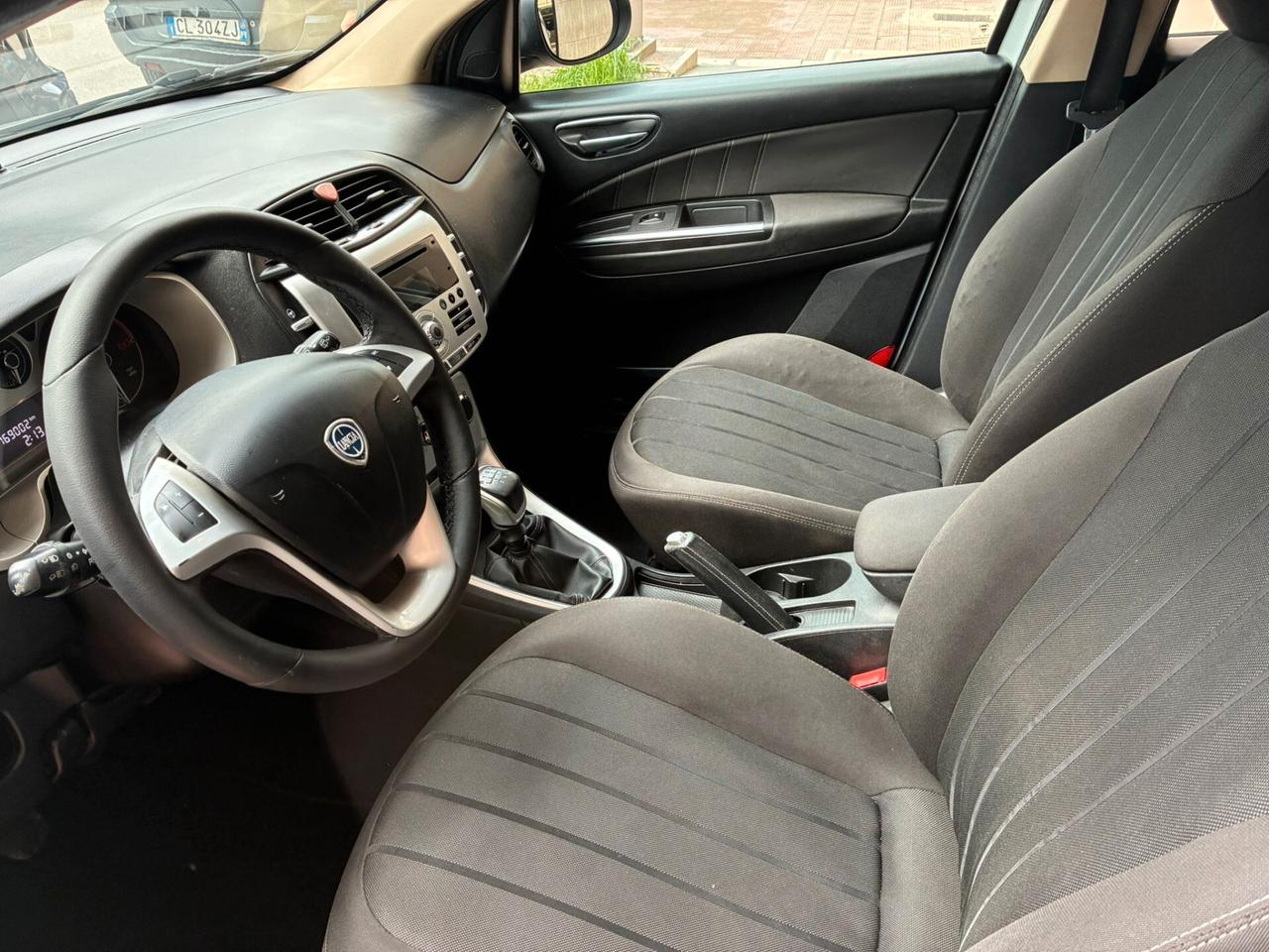 Lancia Delta 1.6 MJT 120cv perfetta-2011