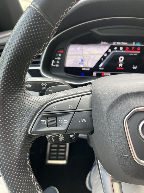 Audi Q8 55 TFSI quattro tiptronic Sport