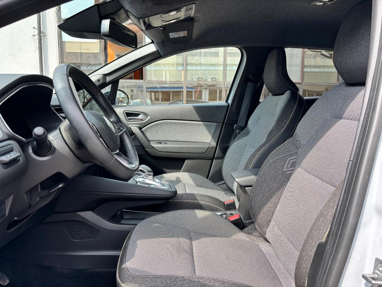 Renault CAPTUR TECHNO FULL HYBRID E-TECH 145CV